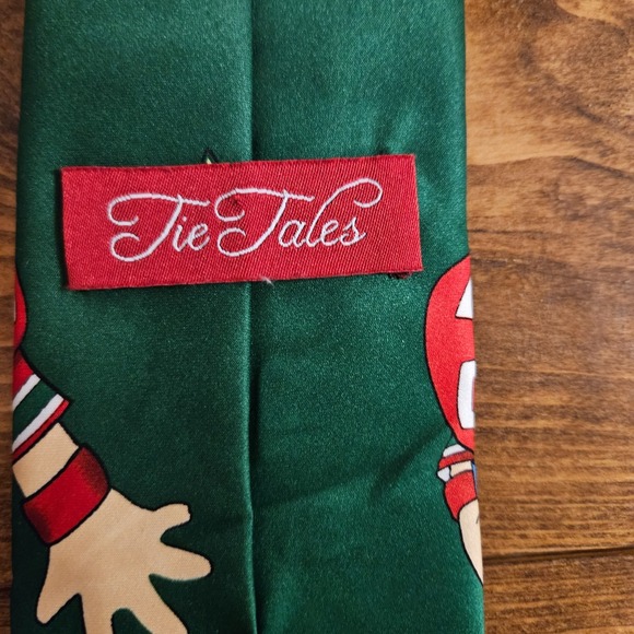Tie Tales Christmas Football Novelty Tie Men's Green Holiday Sports Neck Tie 199 - Picture 7 of 9